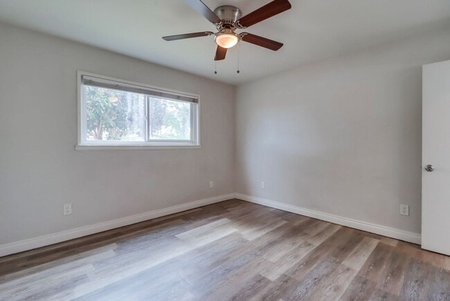 Building Photo - Imperial Beach, Gorgeous 4 bed 2 bath home...