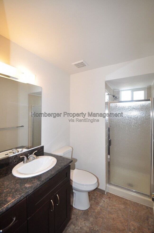 Building Photo - 8705 N Colton St