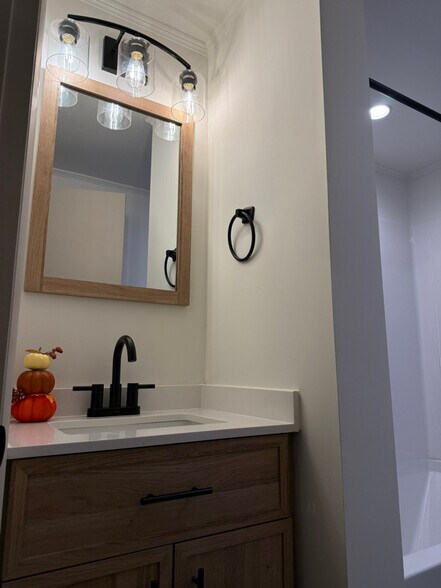 Building Photo - 106 Lenape Trail