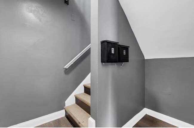 Building Photo - 47 Galveston Pl SW