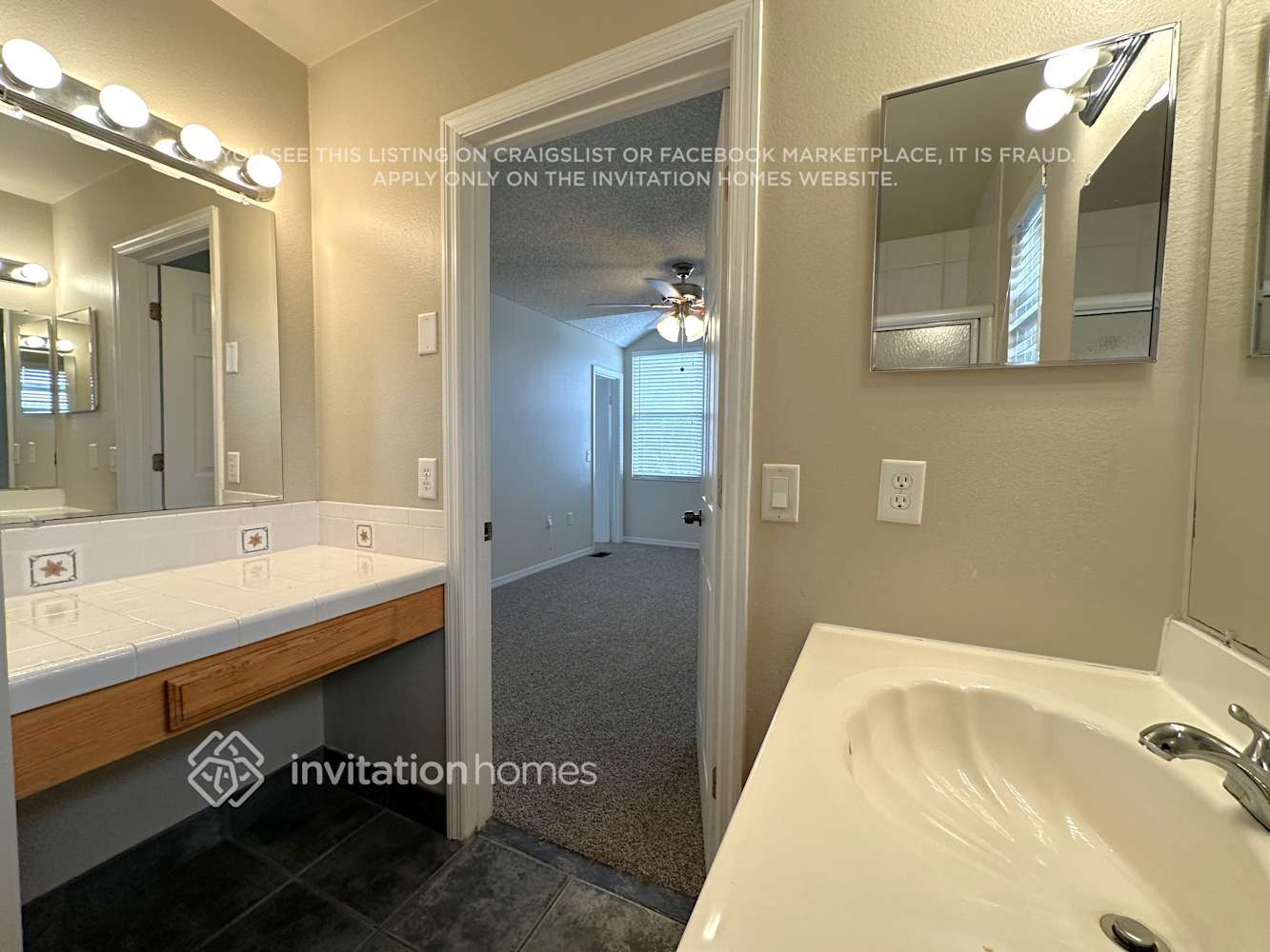 Building Photo - 1270 Navarre Dr