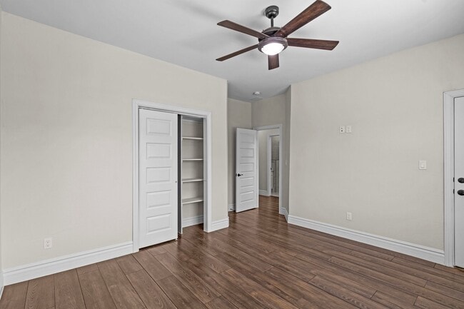 Building Photo - Yandell Units