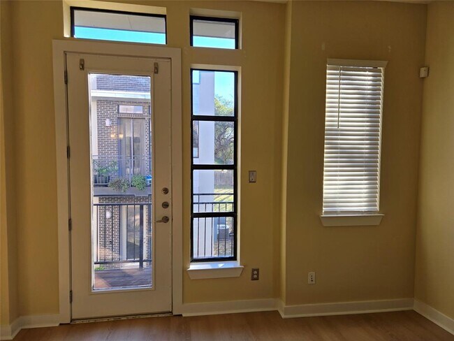 Building Photo - 6000 S Congress Ave