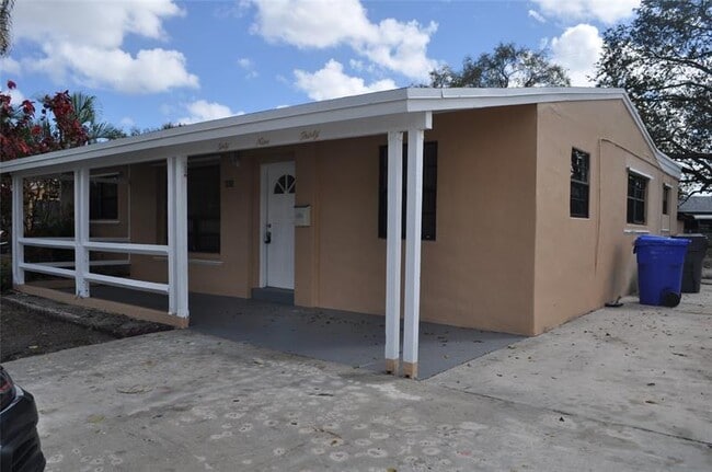 Building Photo - 6930 Liberty St