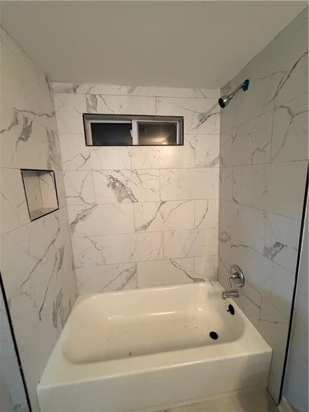 Building Photo - 4699 Hwy 81