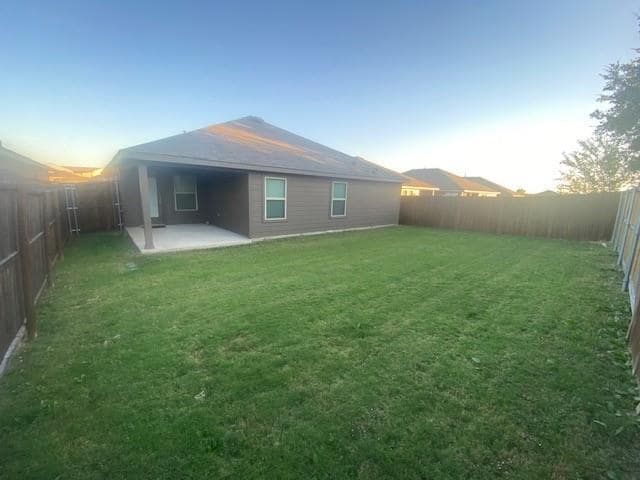 Building Photo - 3061 Stratford Wy