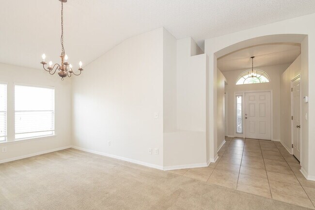 Building Photo - 2318 Cherokee Cove Trail