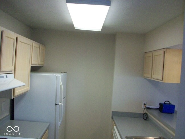 Building Photo - 8436 Hague Rd