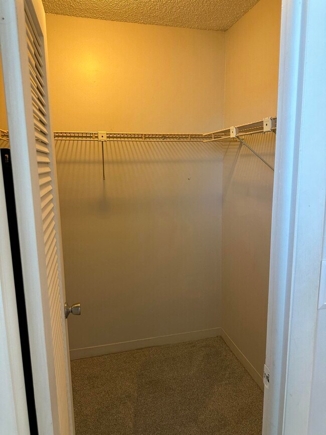 Building Photo - 108 Paradise Harbour Blvd