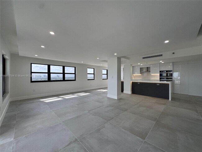 Building Photo - 1201 S Ocean Dr