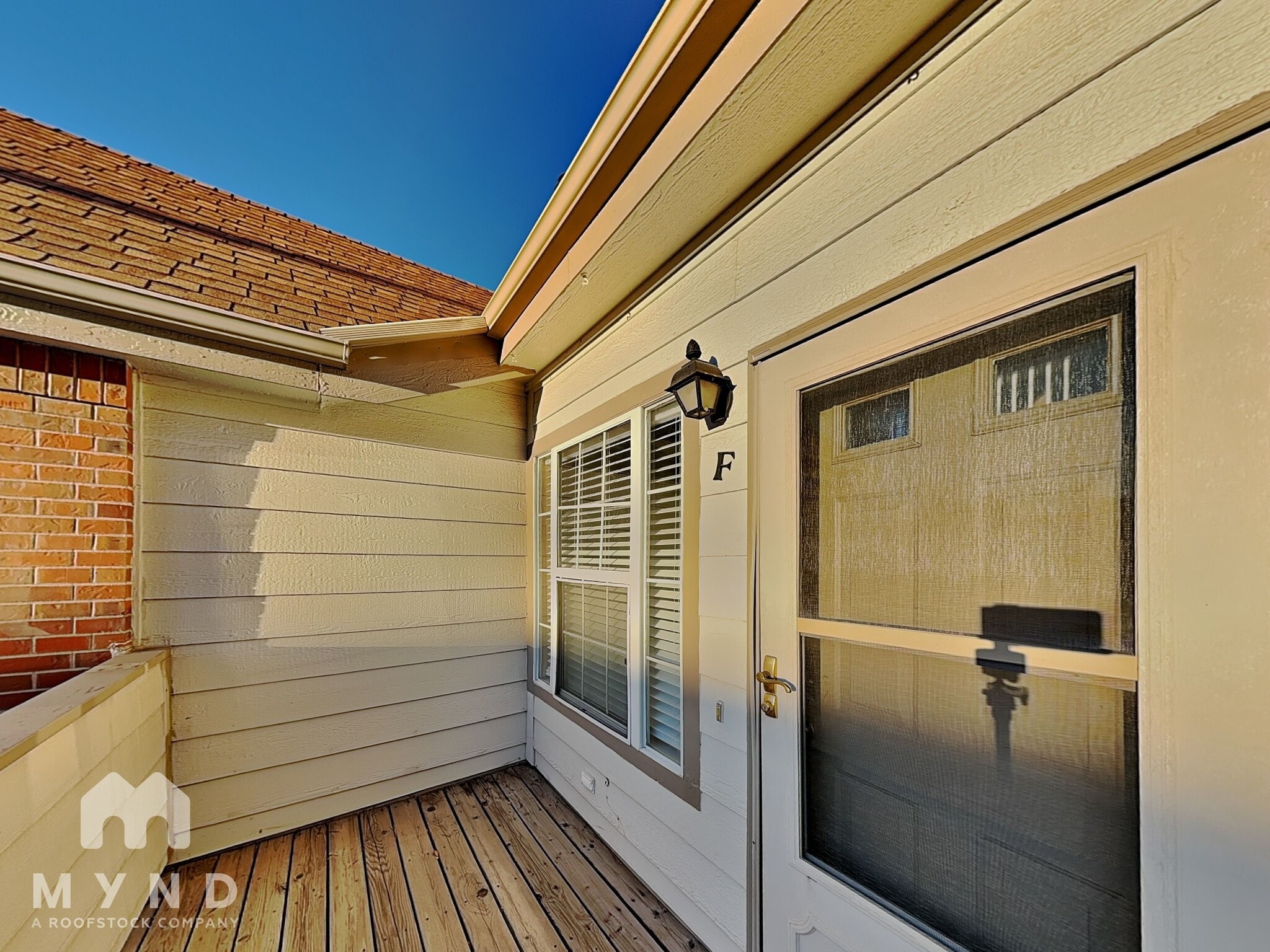 Building Photo - 3030 W Prentice Ave