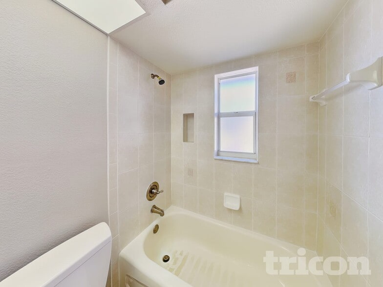 Building Photo - 26060 Concepcion Dr