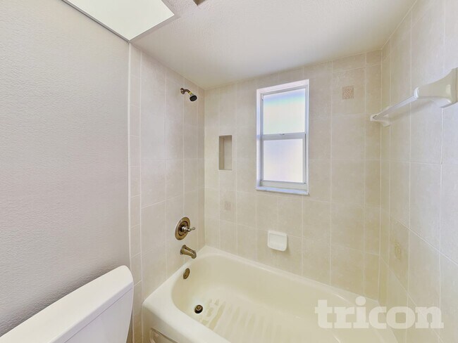 Building Photo - 26060 Concepcion Dr