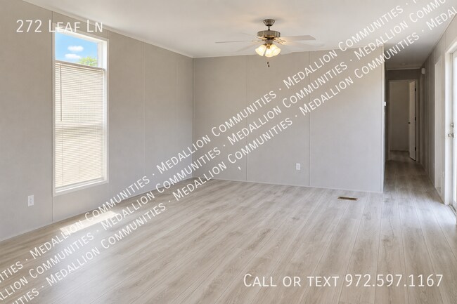 Building Photo - 272 Leaf Ln