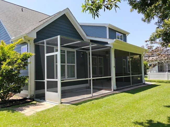 Building Photo - 4 Bedroom home in Beaufort