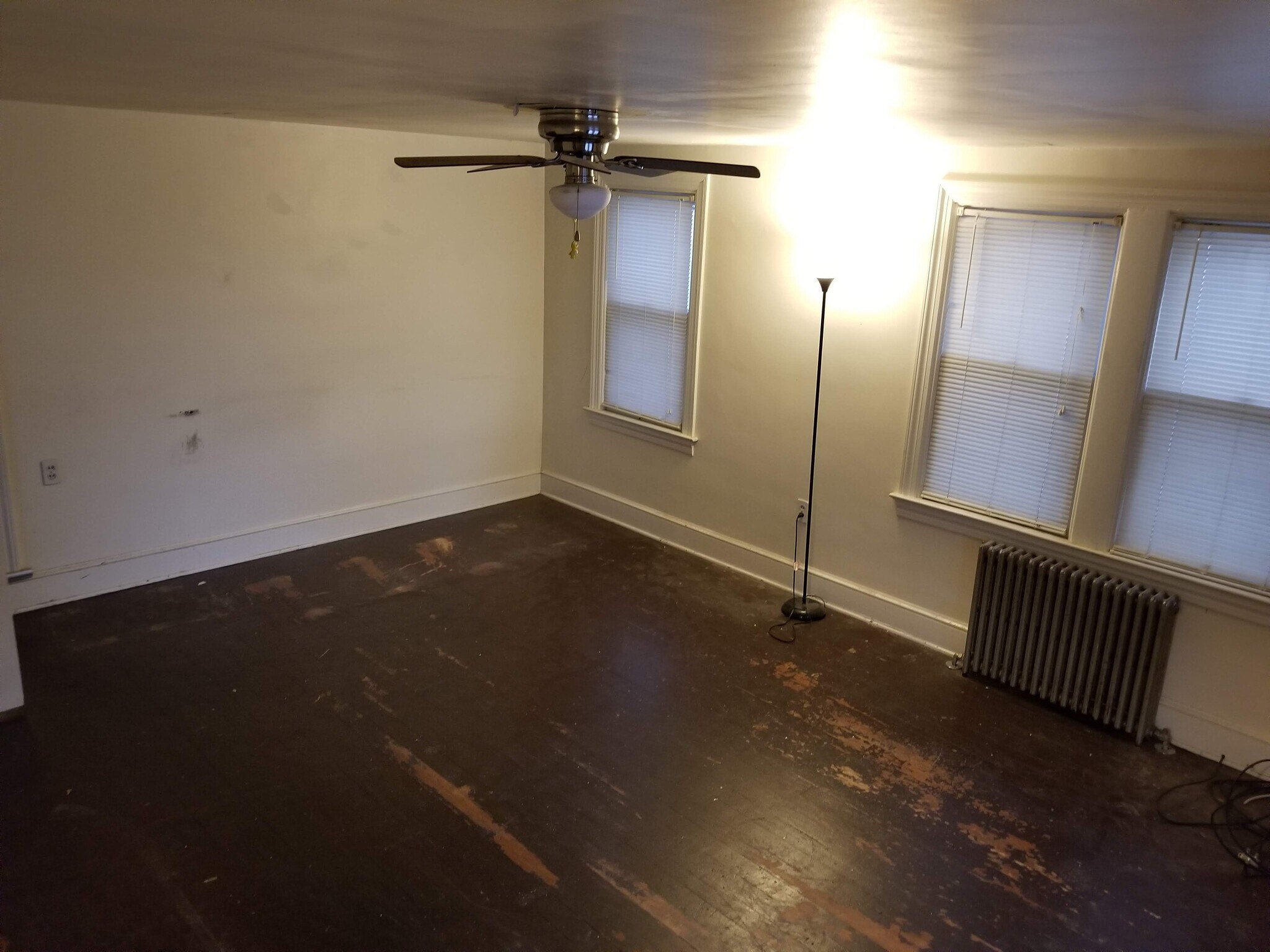 Building Photo - 982 Wayne Ave