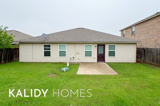 Building Photo - 2901 Cider Mill Ln