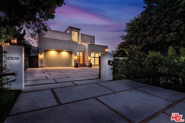 Building Photo - 12509 W Sunset Blvd
