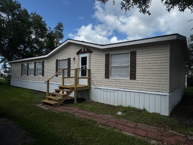 Building Photo - 144 Fox Meadow Dr