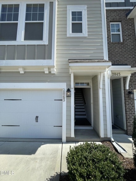 Building Photo - 2843 Dallas Valley Ln