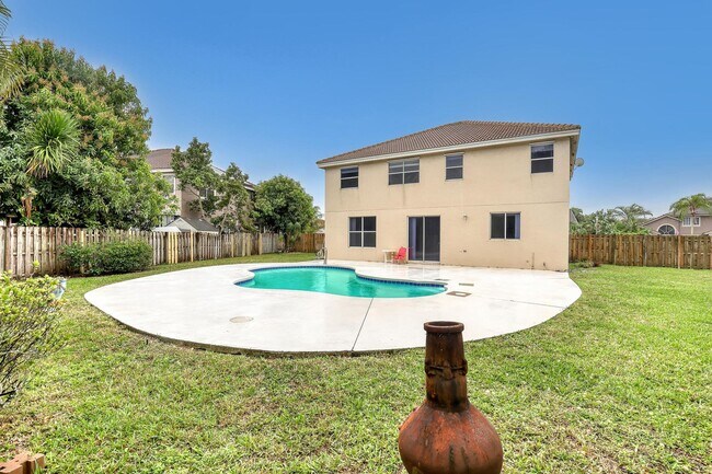 Building Photo - 8982 Indian River Run S