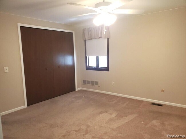 Building Photo - 5057 Prentis Dr