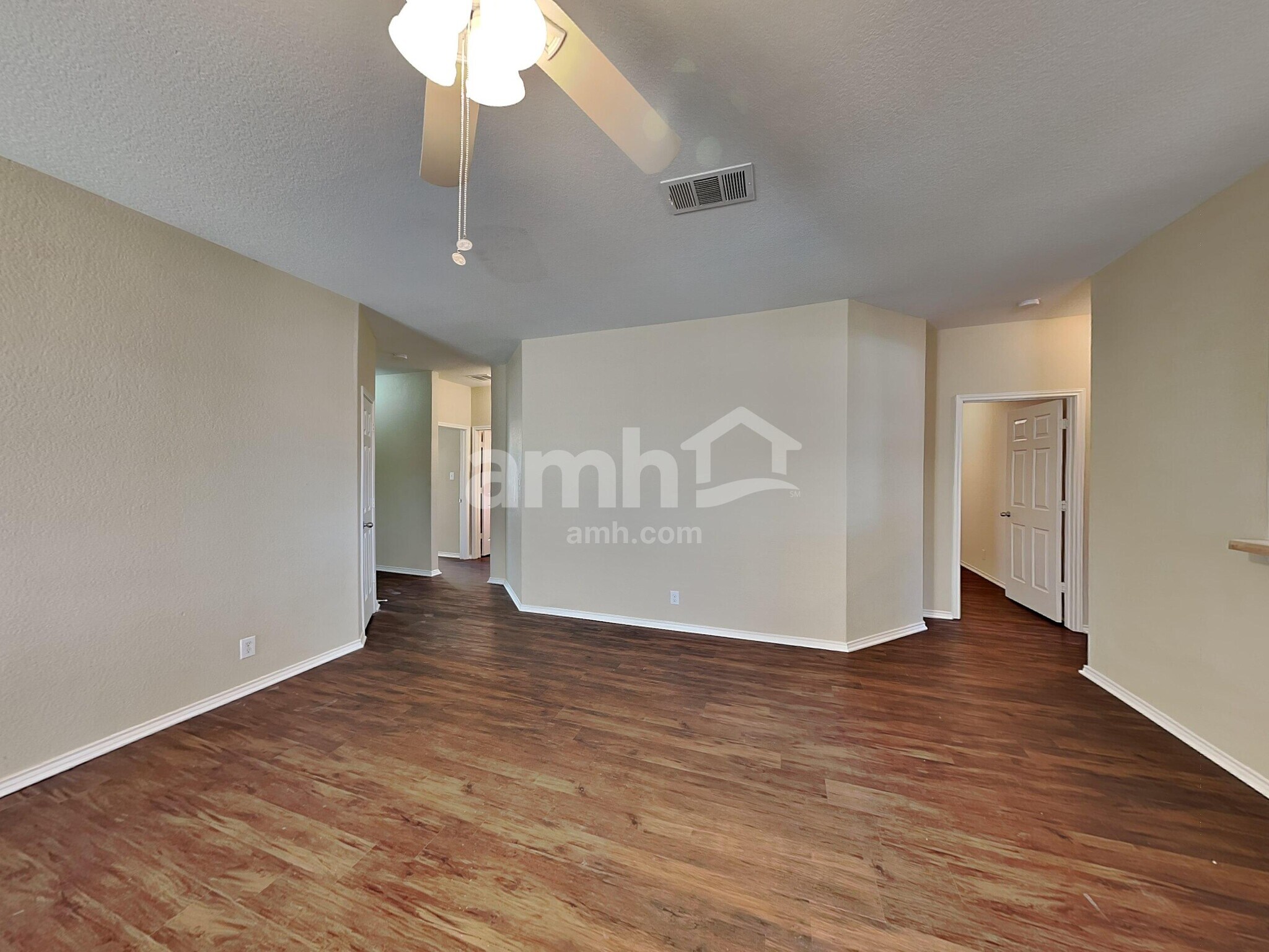 Building Photo - 631 Tom Kemp Dr