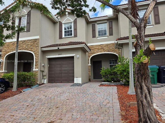 Building Photo - 22415 SW 89th Ave