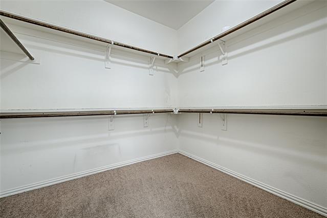 Building Photo - 1216 Realoaks Dr