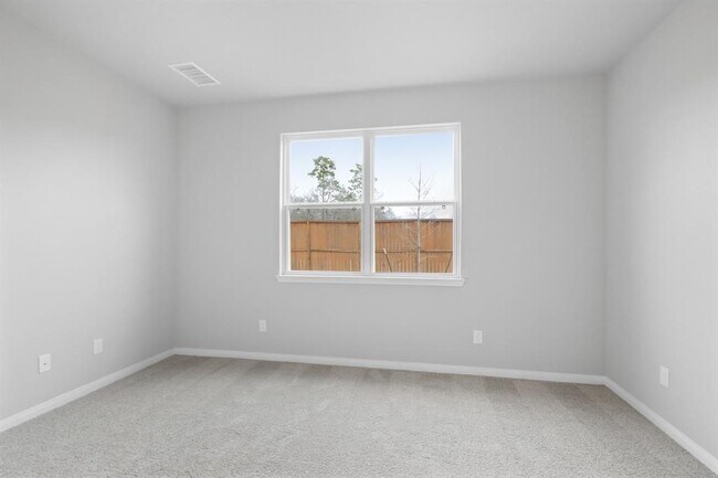 Building Photo - 1421 Mount Bassie Trl