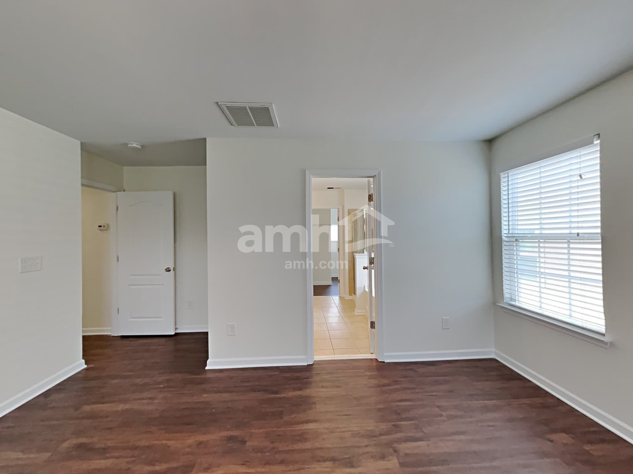 Building Photo - 128 Cherry Bark Dr