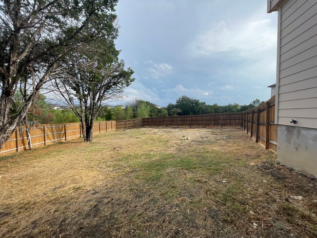 Building Photo - 1816 Cow House Ct