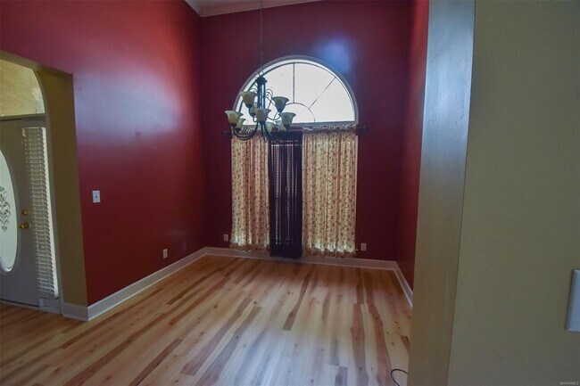 Building Photo - 709 Yellowstone Dr