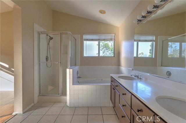 Building Photo - 732 N Siavohn Dr