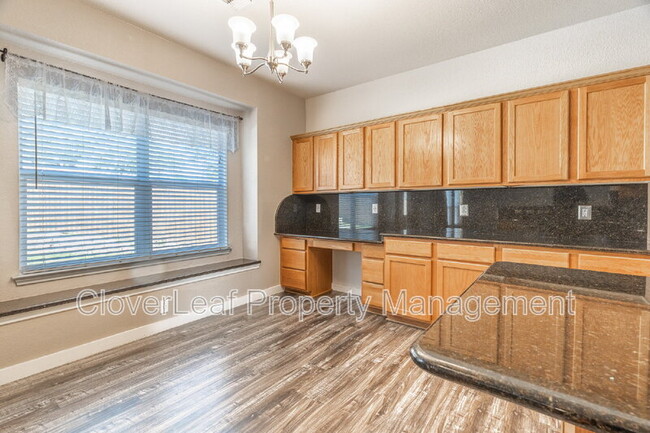 Building Photo - 407 Marbella Vista
