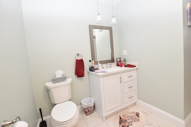 Building Photo - 145-147 Spruce St