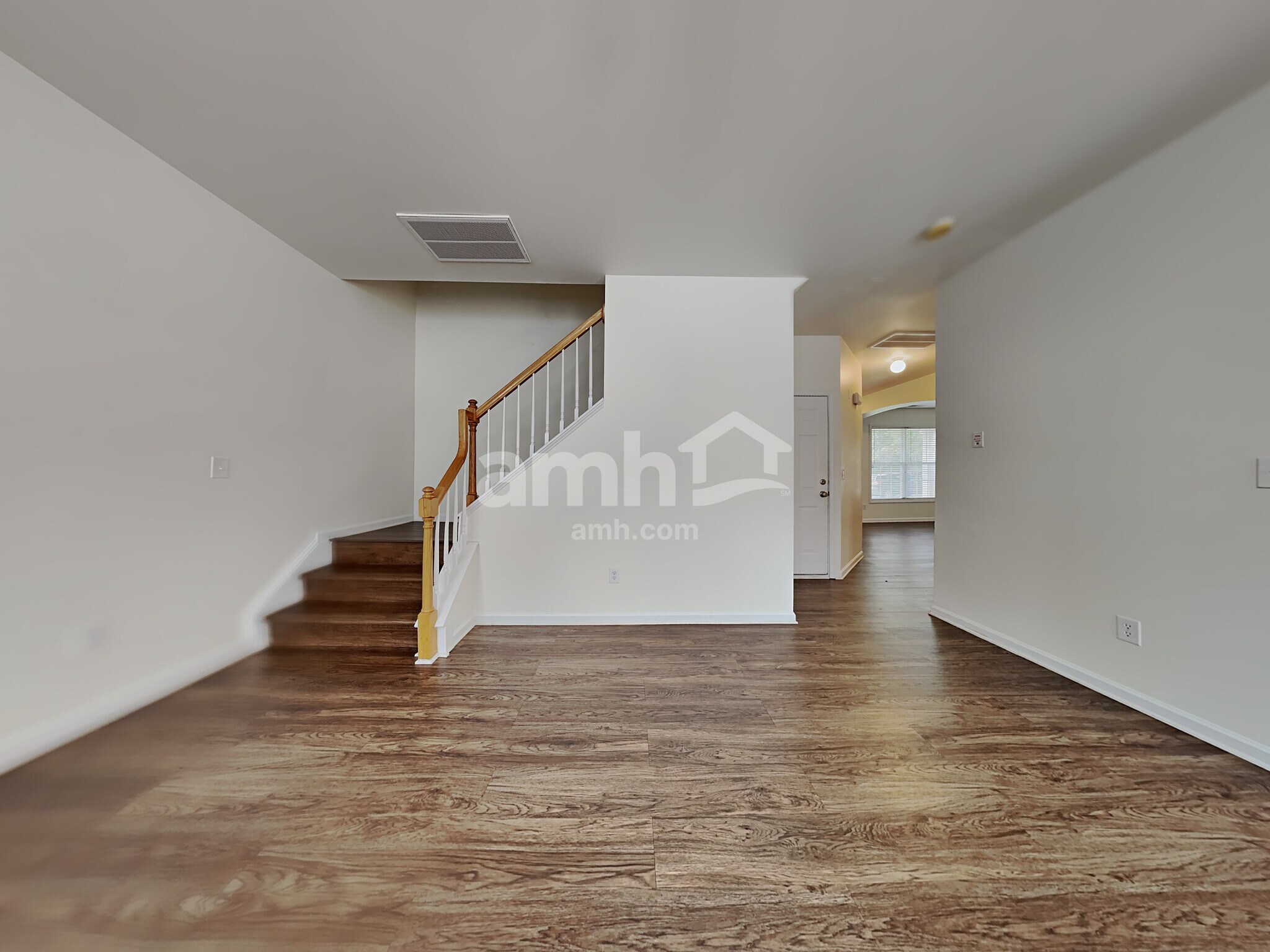 Building Photo - 1315 Emory Ln NW