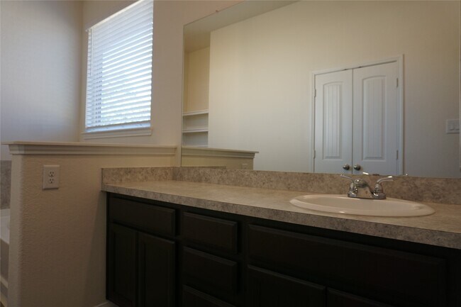 Building Photo - 14125 Harlequin Dr