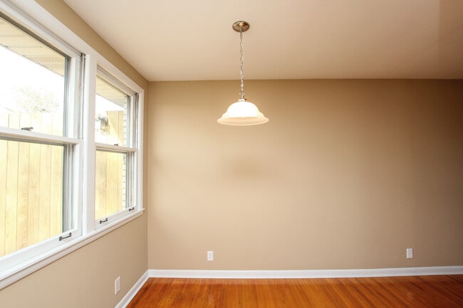 Building Photo - COMING SOON! Nashville! View the river fro...