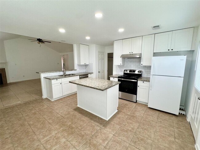 Building Photo - 21607 N Boundary Peak Way