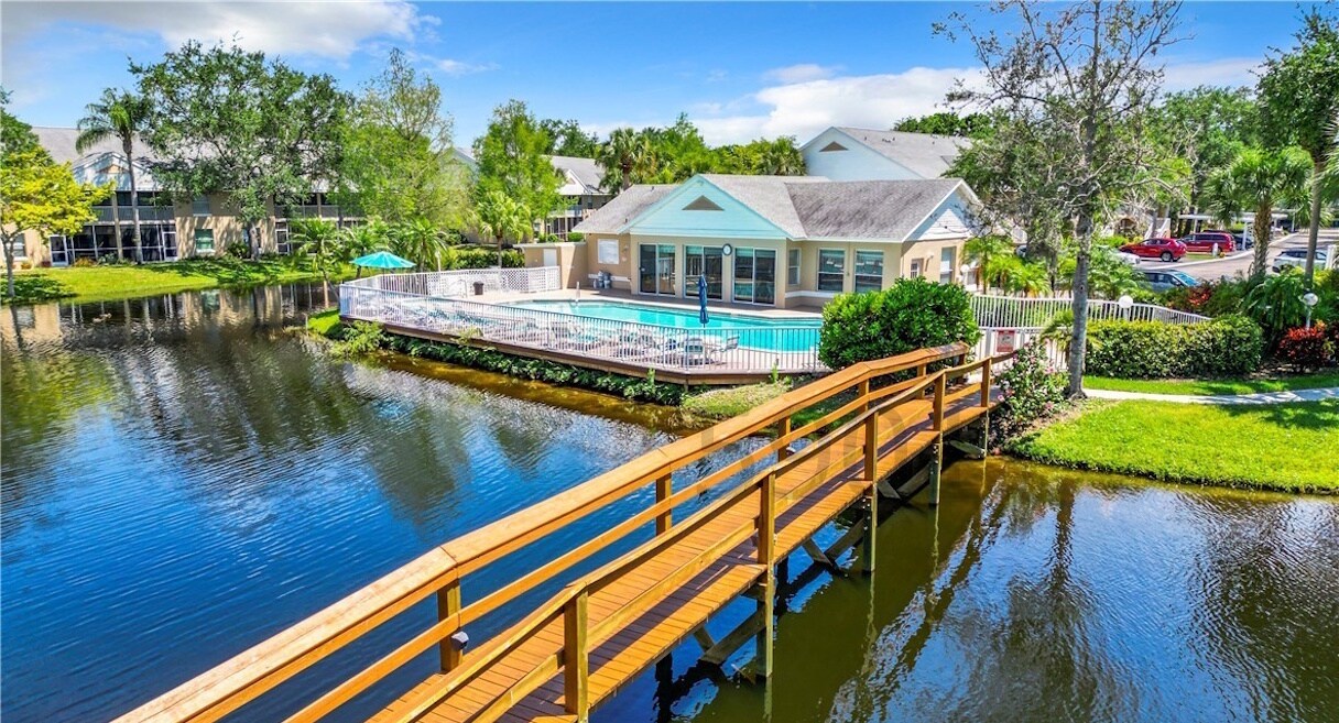 Building Photo - 186 Pebble Shores Dr