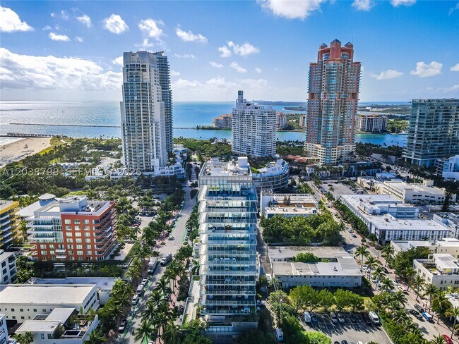 Building Photo - 120 Ocean 700