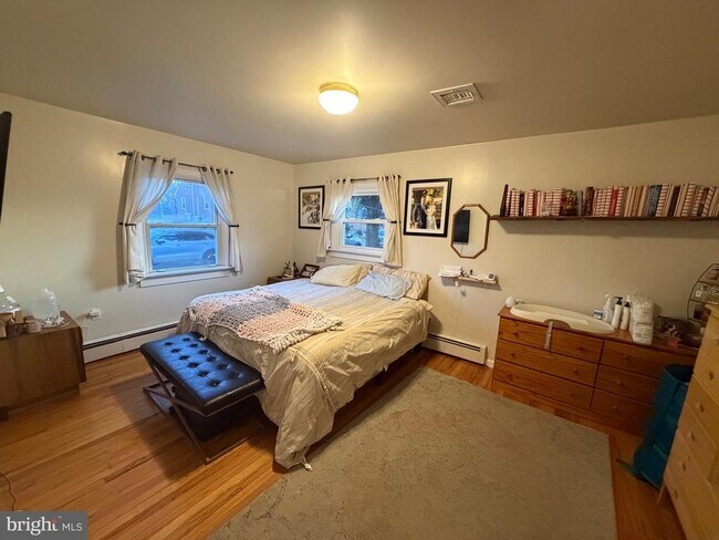 Building Photo - 157 Jimanna Rd