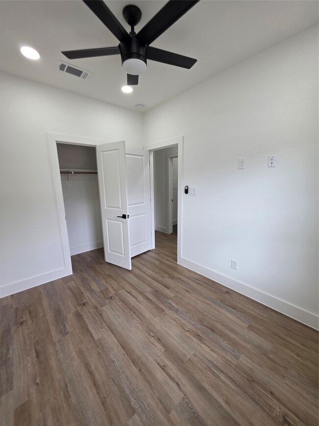 Building Photo - 1407 Odd Fellow St