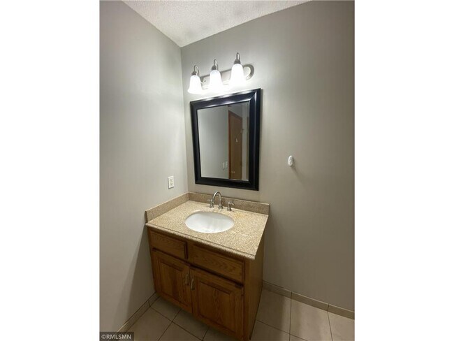 Building Photo - 3572 Bailey Ridge Alcove