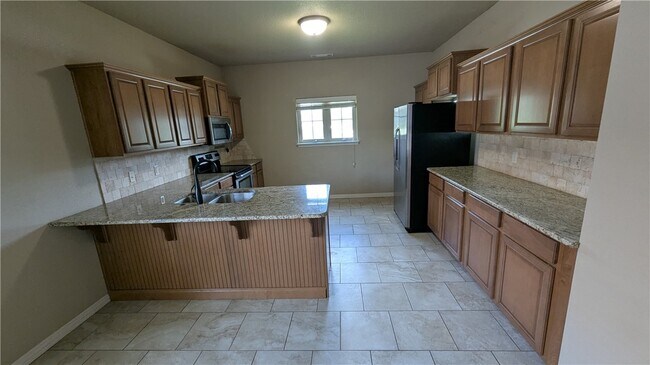 Building Photo - 4001 S W Capstone Ave