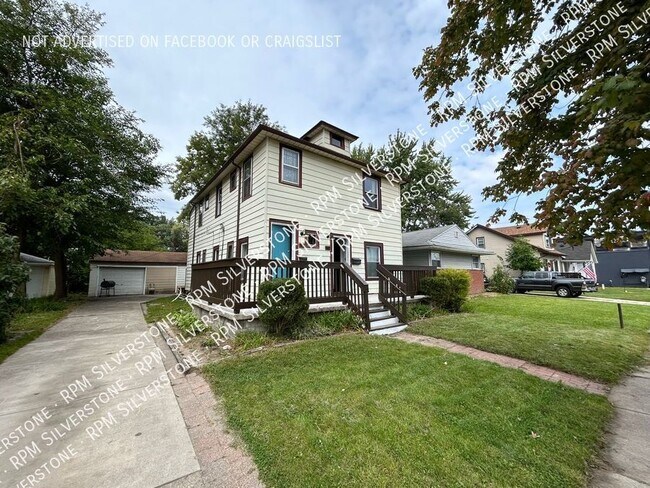 Building Photo - 52 W Bernhard-