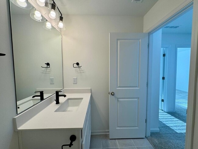 Building Photo - 430 Sustainable Wy