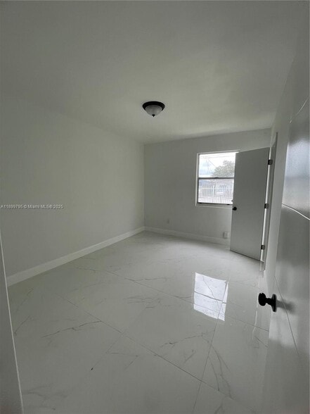 Building Photo - 7631 NW 4th Ave