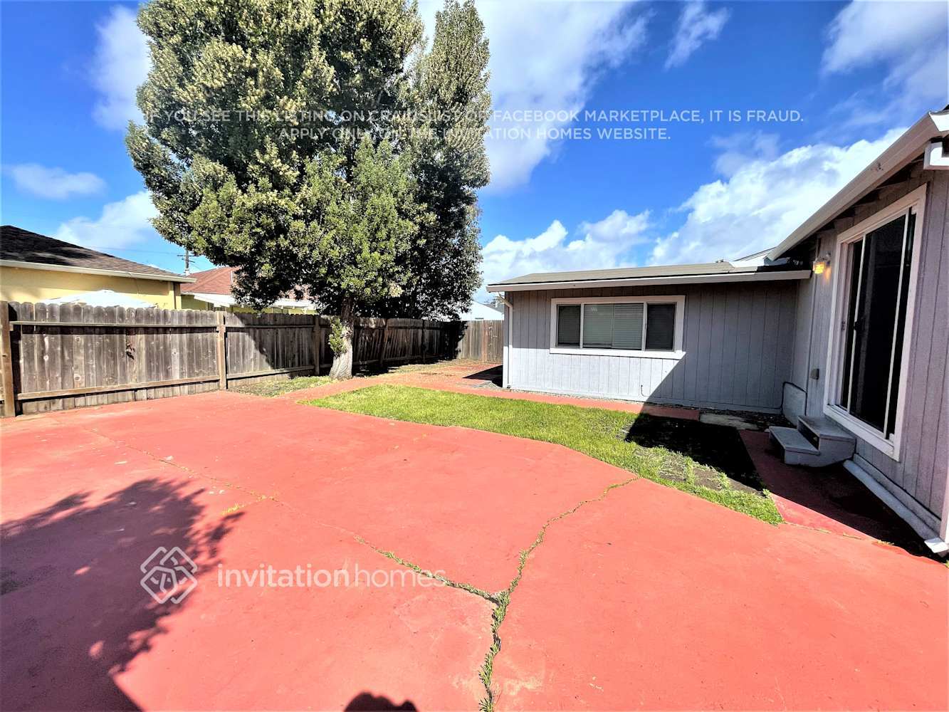 Building Photo - 215 Roney Ave